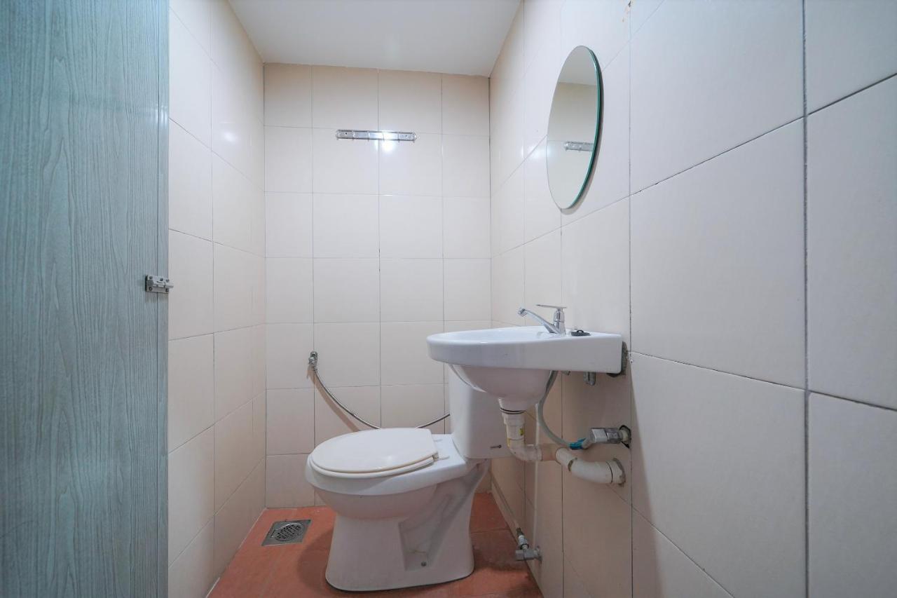 Oyo 89850 Mutiara Motel Kuah Eksteriør bilde